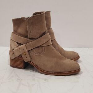 UGG Elora Tan Sahara Suede Ankle Boots Booties Fold Over Women’s 6‎ Block Heel